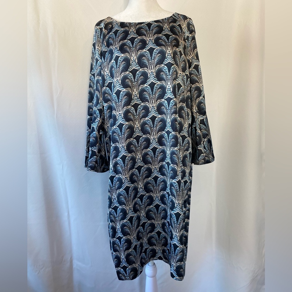 The Limited Art Deco Bohemian Abstract Pattern Satin Shift Dress knee Length MD